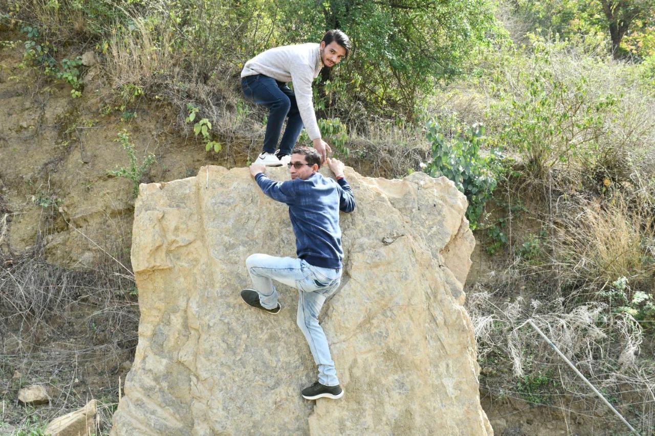 Nakshatra Resort Kunihar Bagian luar foto